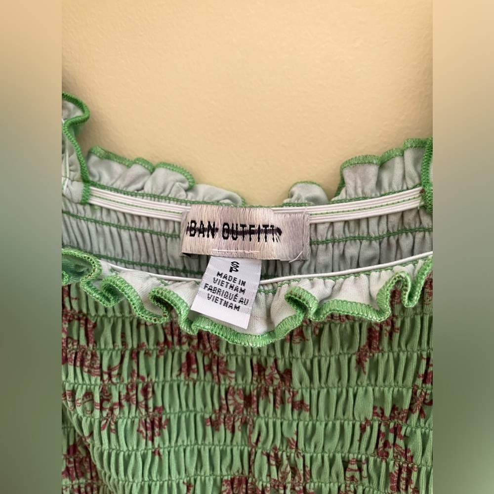 Urban Outfitters Tova Smocked Romper Size Small New Without Tags - Picture 3 of 4